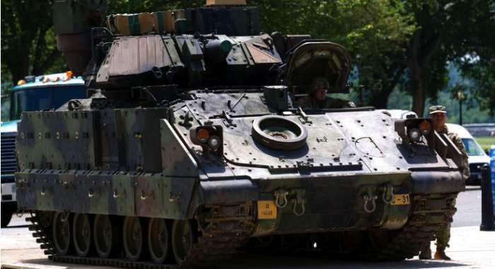 Μια ανάσα από τα πρώτα Bradley η Ελλάδα - Στο τραπέζι η αναβάθμιση των Μ113