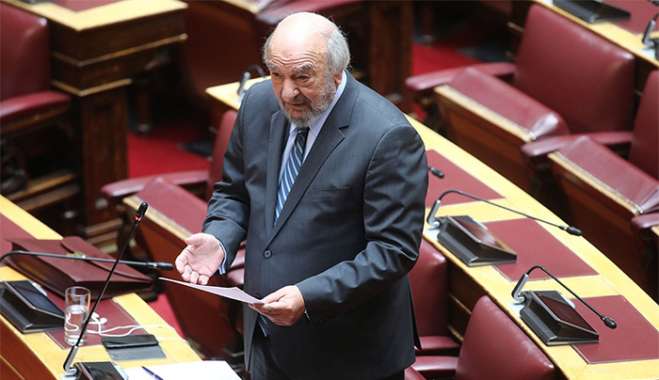 Νικητιάδης στη Βουλή για ΝΔ : Ψηφίζετε νόμους μόνο για το θεαθήναι