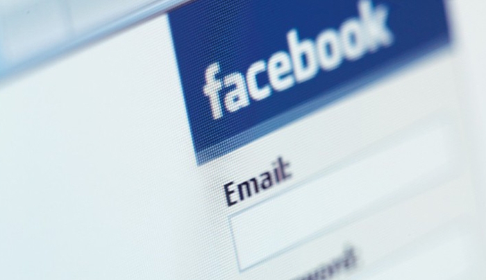Αγωγή κατά του facebook από 25.000 χρήστες