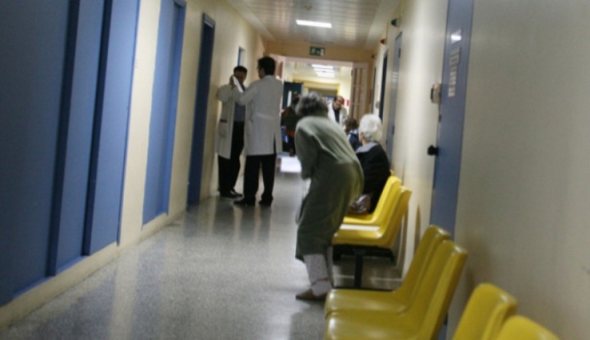 Απεβίωσε Ελληνοαμερικανίδα που διαγνώσθηκε θετική στον κορωνοϊό στη Ρόδο