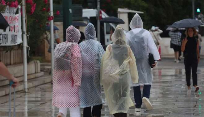 Καιρός: Βροχές και καταιγίδες – Ισχυρά φαινόμενα σε Ιόνιο και δυτική Ελλάδα