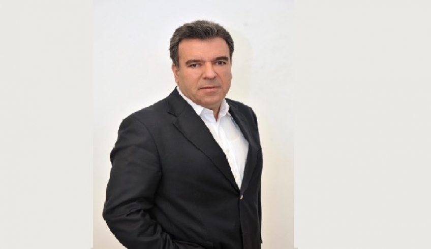 ΜΑΝΟΣ ΚΟΝΣΟΛΑΣ: «Η κυβέρνηση προετοιμάζει τη μεταφορά του μοντέλου της Συμφωνίας των Πρεσπών στο Αιγαίο»