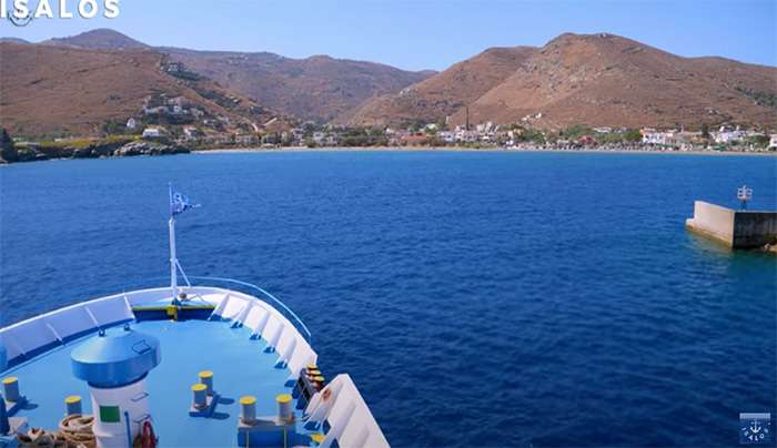 F/B Ionis – Άφιξη και ρεμέτζο ακριβείας στην Κέα (Τζιά) (ΒΙΝΤΕΟ)