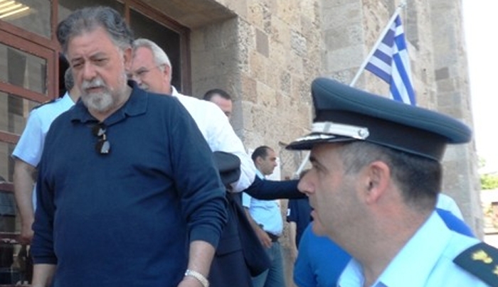 Ο ΚΥΒΟΣ ΕΡΡΙΦΘΗ: Δημιουργούν κέντρα φιλοξενίας μεταναστών σε Ρόδο και Κω!