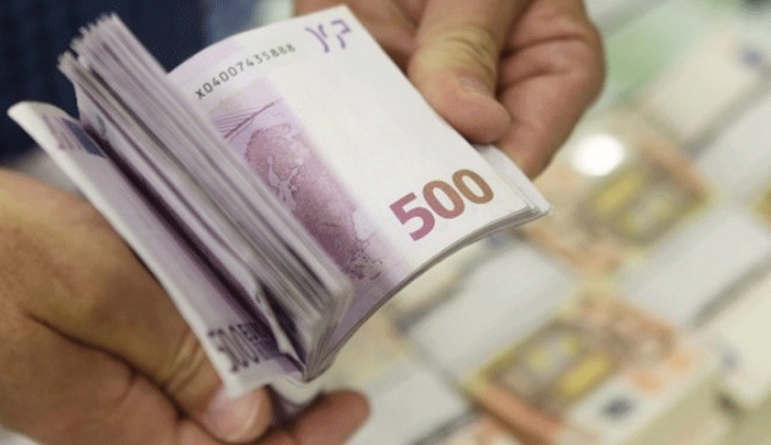 Χαράτσι από την εφορία για χιλιάδες φορολογούμενους – 40,3% ο φόρος για ελάχιστο εισόδημα