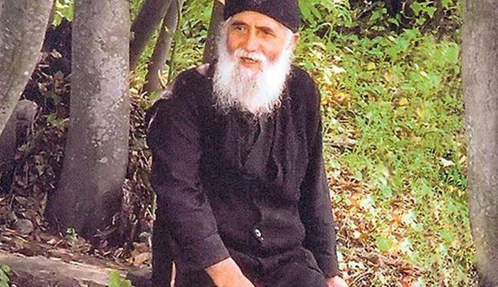 Σαν σήμερα το 1994 «εκοιμήθη» ο Άγιος Παΐσιος ο Αγιορείτης