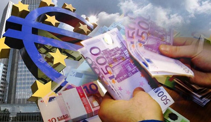 Ανησυχία των τραπεζιτών από την εκροή καταθέσεων που υπερέβη το 1 δισ. το 48ωρο