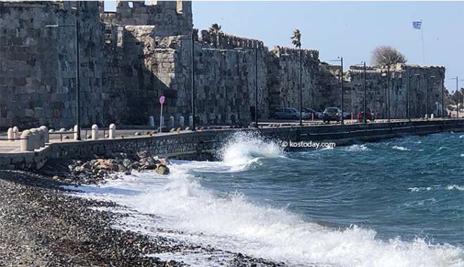Καιρός σήμερα: Μικρή πτώση της θερμοκρασίας και βροχές στα νησιά