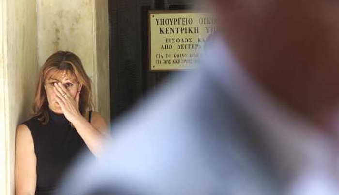 Από «κόσκινο» οι τραπεζικοί λογαριασμοί 600.000 με χρέη στα Ταμεία