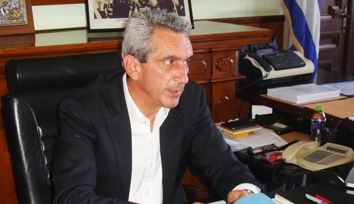 Με 1.330 κενά άνοιξαν τα σχολεία – Ξέσπασμα του περιφερειάρχη