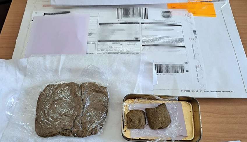 Συνελήφθησαν δύο άτομα στο πλαίσιο εντοπισμού και ελεγχόμενης παράδοσης δέματος ναρκωτικών ουσιών στη Κω