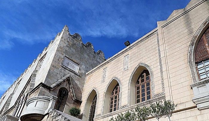 «Ο Γιάννης Μαχαιρίδης, μετρ του ψεύδους και αρχιτέκτονας των χαμένων δεκαετιών»