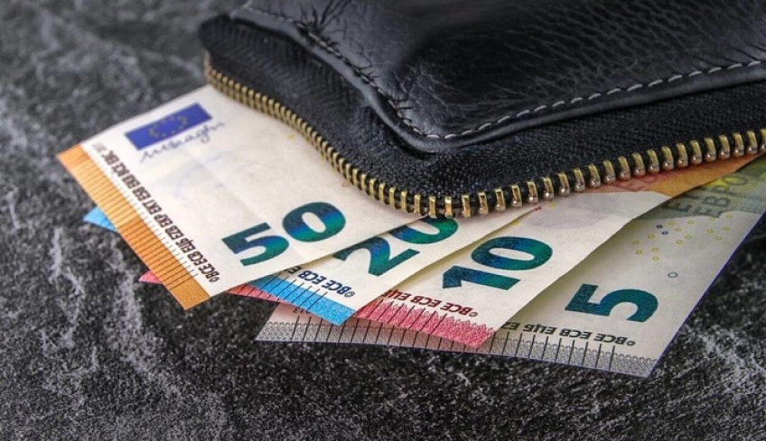 Επίδομα 300 ή 600 ευρώ για 20.000 νοικοκυριά- Ποιους αφορά