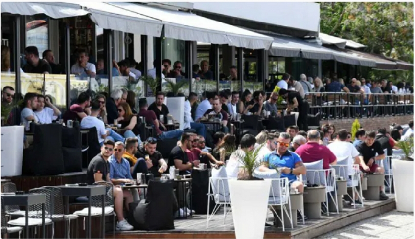 Εστίαση: Πρεμιέρα με γεμάτα τραπέζια και προβληματισμό