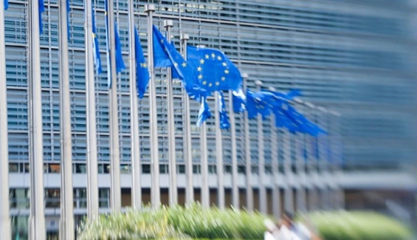 Την Τρίτη οι επίσημες ανακοινώσεις: Για ποιες χώρες ανοίγουν τα σύνορα της ΕΕ - Ποιες παραμένουν "κόκκινες"