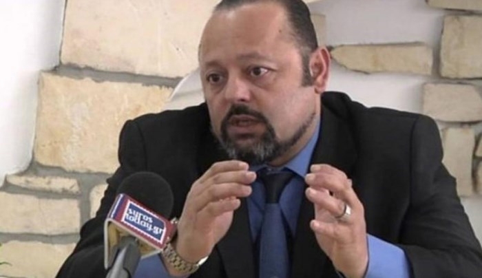 Νέα προκλητική εμφάνιση Σώρρα: Απειλεί ότι θα «εκτελέσει» τον Κοτζιά - ΒΙΝΤΕΟ