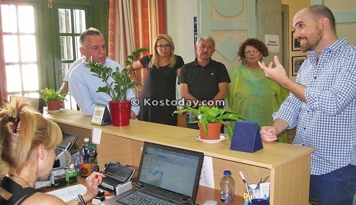 Οι δημότες της Κω μαθαίνουν να χρησιμοποιούν το σύστημα ηλεκτρονικής εξυπηρέτησης του Δήμου-Εντυπωσιακά τα πρώτα στοιχεία από την ανταπόκριση των πολιτών.’’