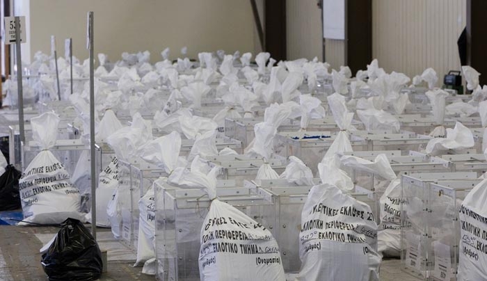 Προβάδισμα του ΣΥΡΙΖΑ δείχνουν τέσσερις νέες δημοσκοπήσεις
