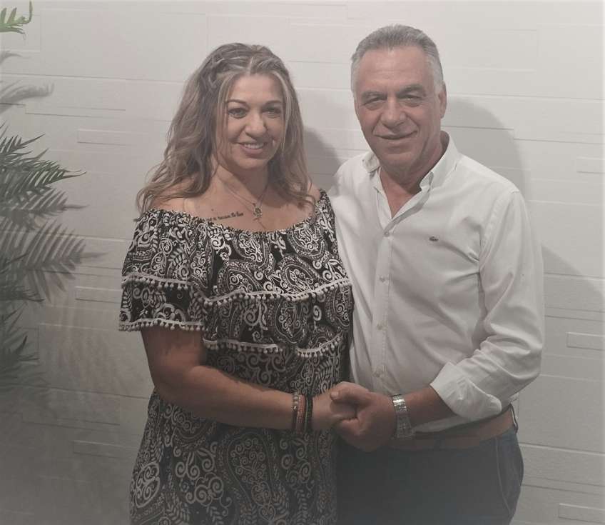 ΕΛΒΙΡΑ ΜΑΝΤΟΥΚΟΥ:“ΓΙΑ ΤΟ ΠΥΛΙ ΜΑΣ, ΜΕ ΤΟ ΓΙΩΡΓΟ ΚΥΡΙΤΣΗ,ΓΙΑ ΝΑ ΕΠΟΥΛΩΣΟΥΜΕ ΟΛΕΣ ΤΙΣ ΠΛΗΓΕΣ ΤΟΥ ΠΑΡΕΛΘΟΝΤΟΣ, ΓΙΑ ΤΟ ΠΥΛΙ ΠΟΥ ΟΝΕΙΡΕΥΟΝΤΑΙ ΟΙ ΣΥΜΠΟΛΙΤΕΣ ΜΟΥ.”