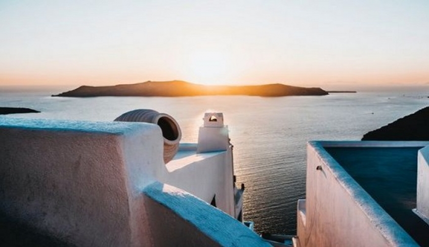 Κριέ, η Σελήνη βρίσκεται στον Αιγόκερω και οι επαγγελματικές υποχρεώσεις είναι πολλές, κάτι που δημιουργεί ένταση και άγχος.