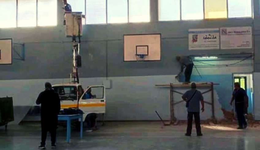 Ξεκίνησε η τοποθέτηση του νέου παρκέ στην Κάλυμνο