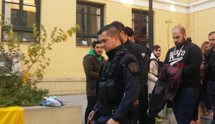 Ξυλοδαρμός Κουμουτσάκου: Δημοσίευμα "φωτιά"... καίει τον Κασιδιάρη! Διέταξε την επίθεση και τη λήξη;