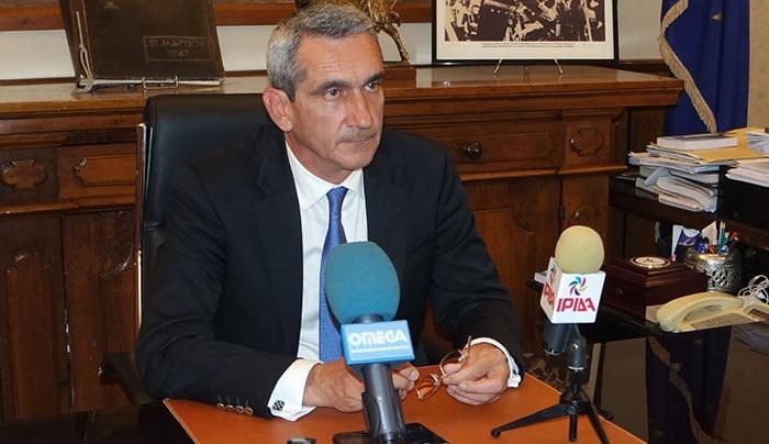 Χατζημάρκος στο CNBC: Η προσφυγική κρίση «απειλεί» τον ελληνικό τουρισμό