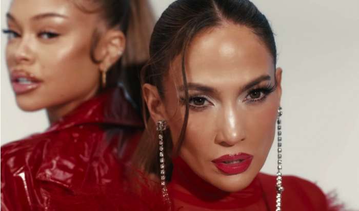 Τζένιφερ Λόπεζ: Η νέα καυτή εμφάνισή της σε video clip - Μοιάζει με 30αρα λένε οι θαυμαστές της