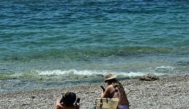 Καιρός σήμερα: Έως τους 36 με 37 βαθμούς η θερμοκρασία – Βοριάδες 6 μποφόρ στα πελάγη