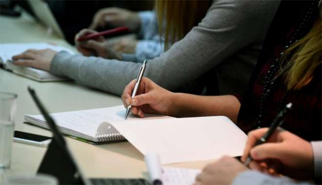 Ελεύθεροι επαγγελματίες: Ποιους συμφέρει και ποιους όχι ο νέος τρόπος φορολόγησης