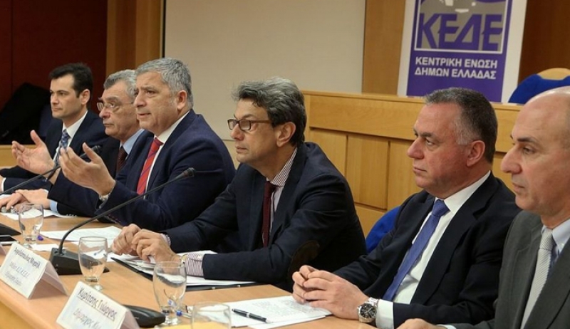 «Oχι» ΚΕΔΕ και Δημάρχων νησιών στην αύξηση του ΦΠΑ