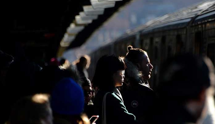 Μειώσεις μισθών φέρνουν οι εισφορές του ΕΦΚΑ στα «μπλοκάκια»