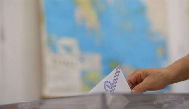 Δημοσκόπηση MRB: Πρωτιά ΝΔ με διπλάσιο ποσοστό από το ΠΑΣΟΚ - Ποιοι οι δημοφιλέστεροι πολιτικοί