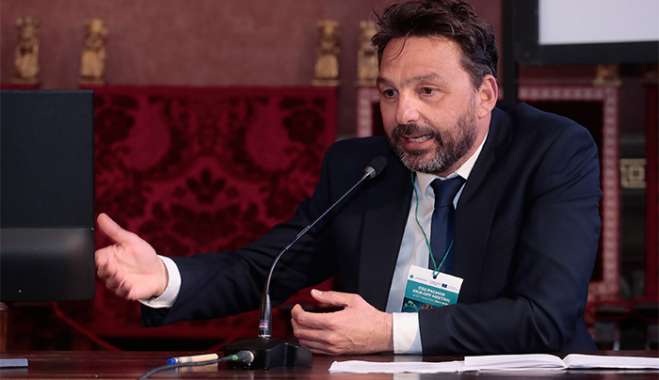 Ομιλητής στο Πανεπιστήμιο της Σιένα ο Δήμαρχος Χάλκης κ Φραγκάκης Ευάγγελος