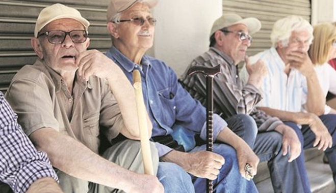 Κρυφές μειώσεις με «καπέλο» έως 8,8% σε όλες τις συντάξεις