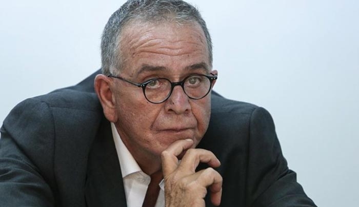 Ζητεί να γίνει… ευρώ το ενδιαφέρον της ΕΕ για τα hotspots
