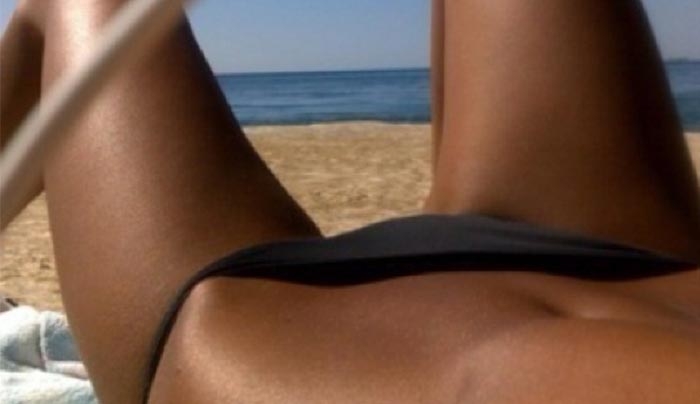 Έξι τρόποι για να τονίσεις το μαύρισμά σου