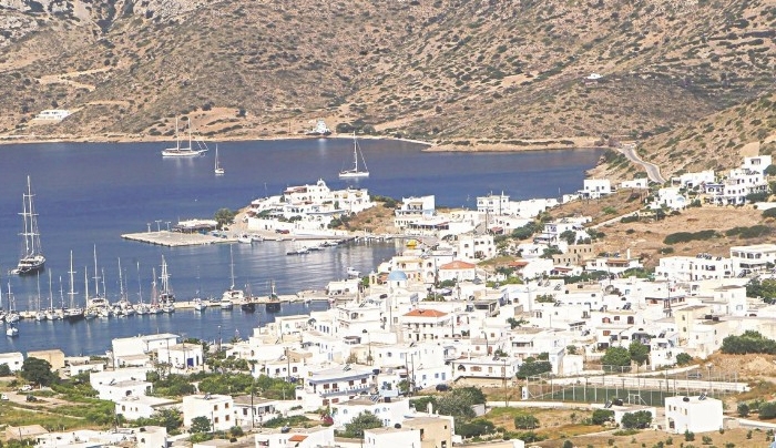 Ο «εφοριακός της γειτονιάς» στα νησιά του Αιγαίου
