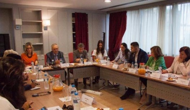 Η. Καματερός: «νησιωτικότητα» και ειδικά μέτρα για τα νησιά του προσφυγικού ζητάει η κυβέρνηση από την Ε.Ε.
