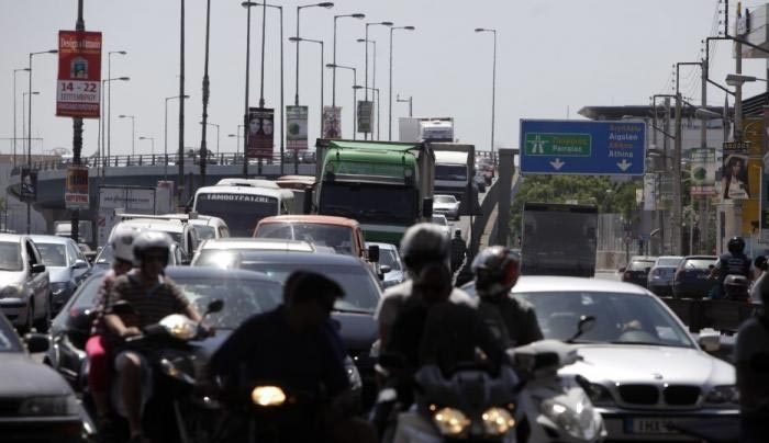 Χαράτσι σε 300.000 ιδιοκτήτες αυτοκινήτων! Δείτε ποιοι θα το πληρώσουν