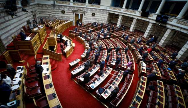 Εργασιακό Νομοσχέδιο: Ψηφίστηκε με 158 «ναι»
