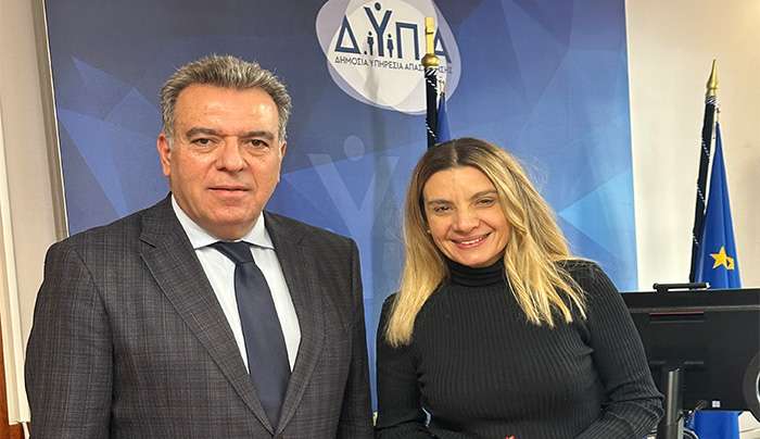 «Προγράμματα κατάρτισης και οι εργατικές κατοικίες στα Δωδεκάνησα, στο επίκεντρο της συνάντησης του Μάνου Κόνσολα με τη Διοικήτρια της ΔΥΠΑ, κα. Χορμόβα»