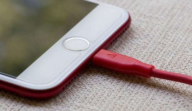 Χαμός με το πρόβλημα του νέου iOS στα iPhone