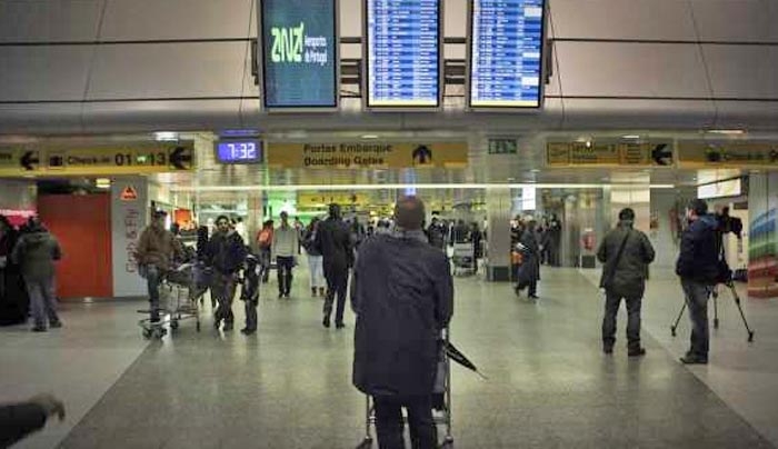 Η Αυστρία «ανέστειλε προσωρινά» τη συνθήκη Σένγκεν