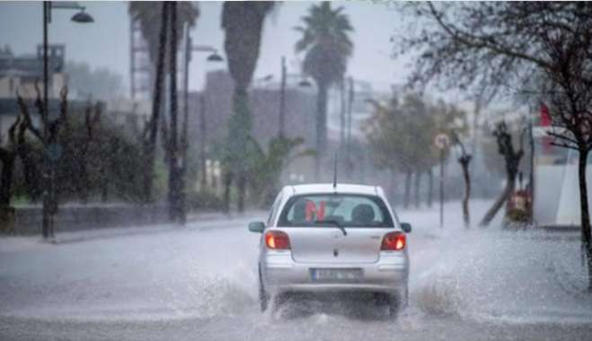 Καιρός σήμερα: Βροχές, καταιγίδες και χιόνια σε πολλές περιοχές της χώρας – Στα 9 μποφόρ οι άνεμοι στο Αιγαίο