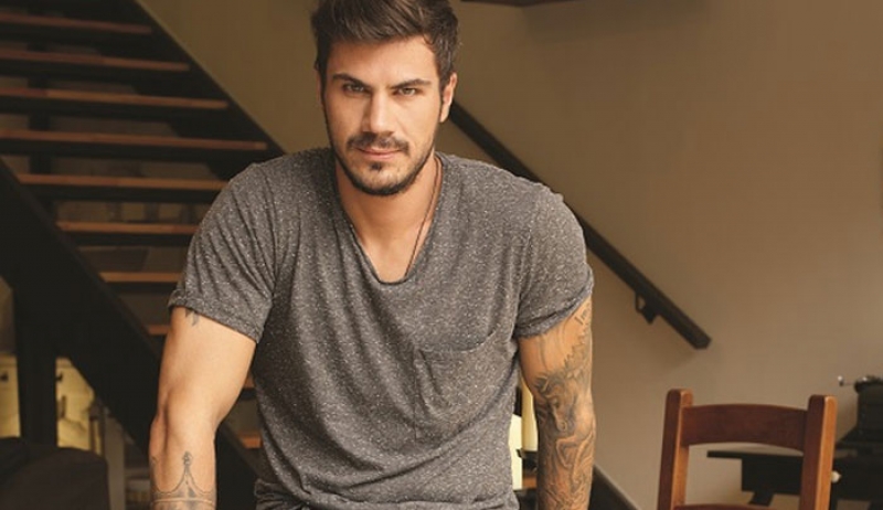 Άκης Πετρετζίκης: Σε ρόλο παρουσιαστή στο Bake Off; Το τέλος από τον ΣΚΑΪ και η νέα αρχή στον Alpha