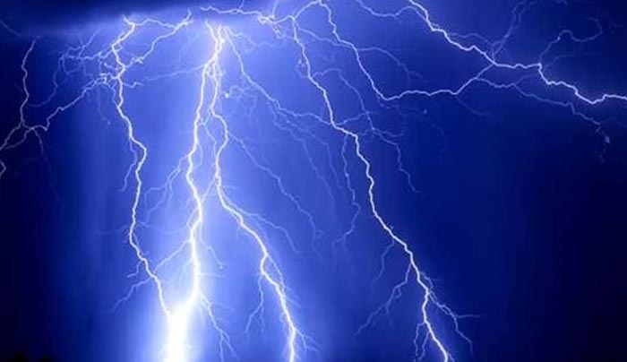 Κεραυνός δημιούργησε προβλήματα στη Ψέριμο