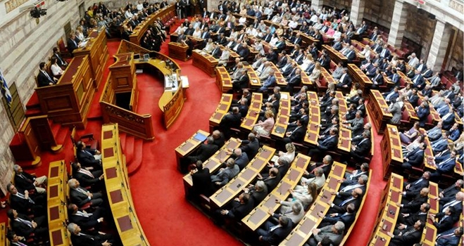 Πέρασε με 152 “ναι” το ν/σ για τους πλειστηριασμούς