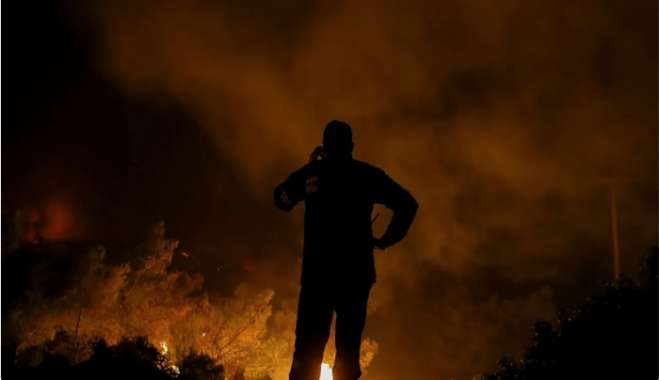 Φωτιά σε δασική έκταση στην Κάλυμνο - Στο σημείο η Πυροσβεστική