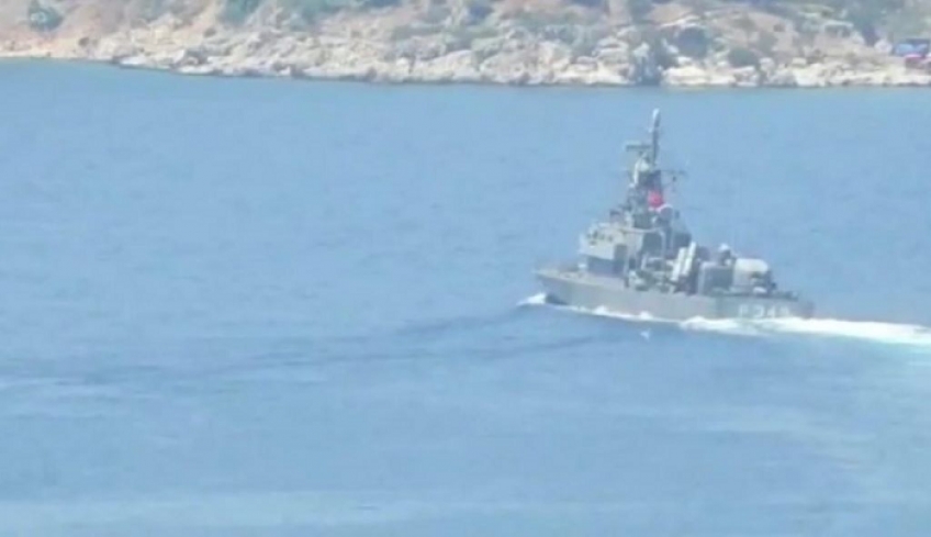 Αγκυροβολημένο στο λιμάνι της Κας πλοίο του τουρκικού πολεμικού ναυτικού